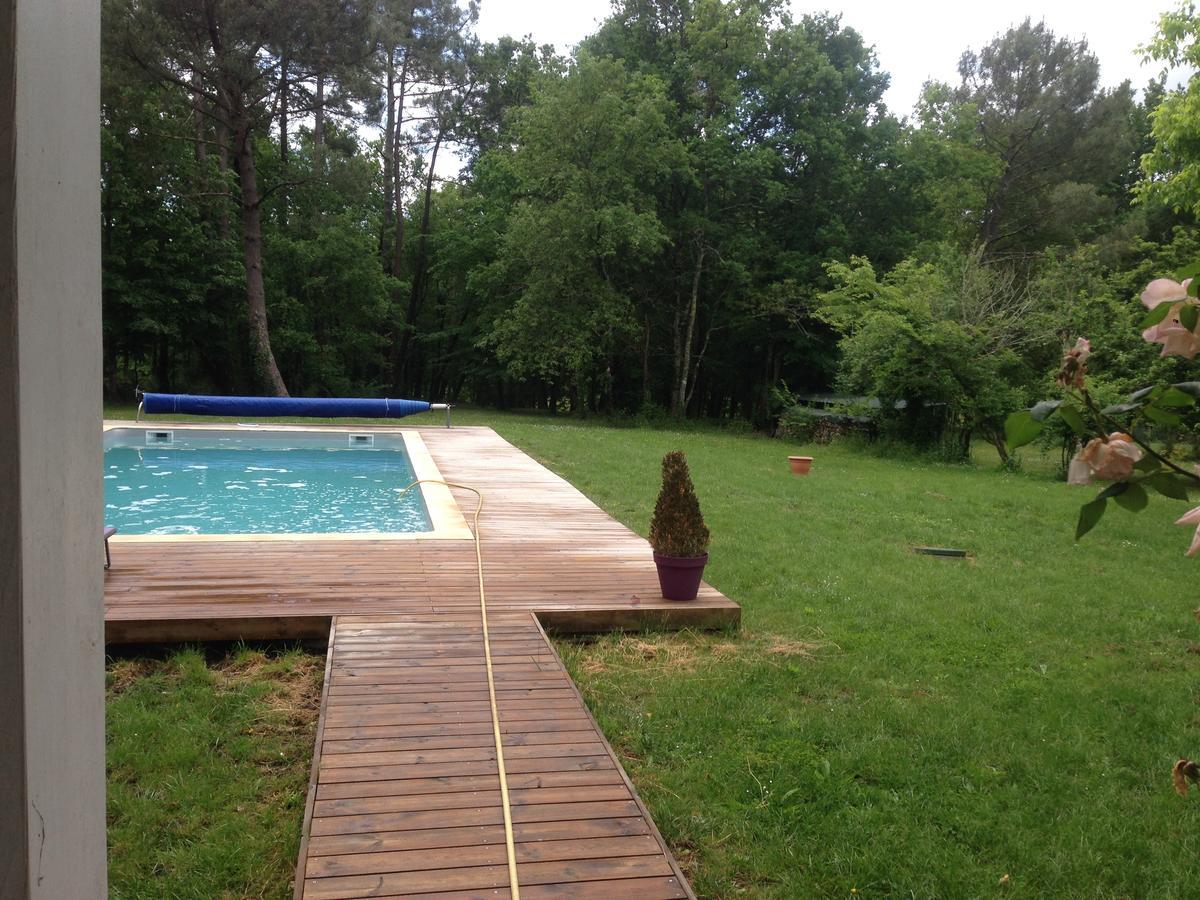 Domaine De Giron Bed & Breakfast Moulis-en-Medoc Exterior photo